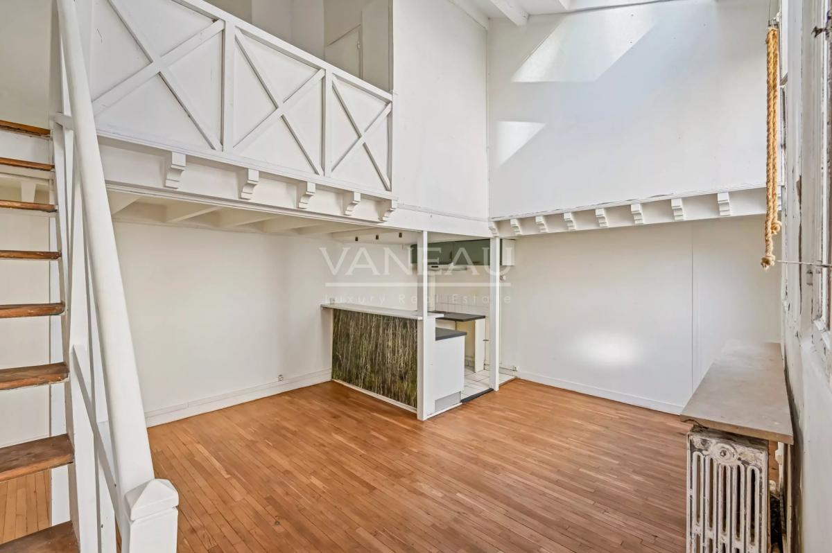 Paris XVIe - Rue de l'annonciation - Ravissant atelier comme une