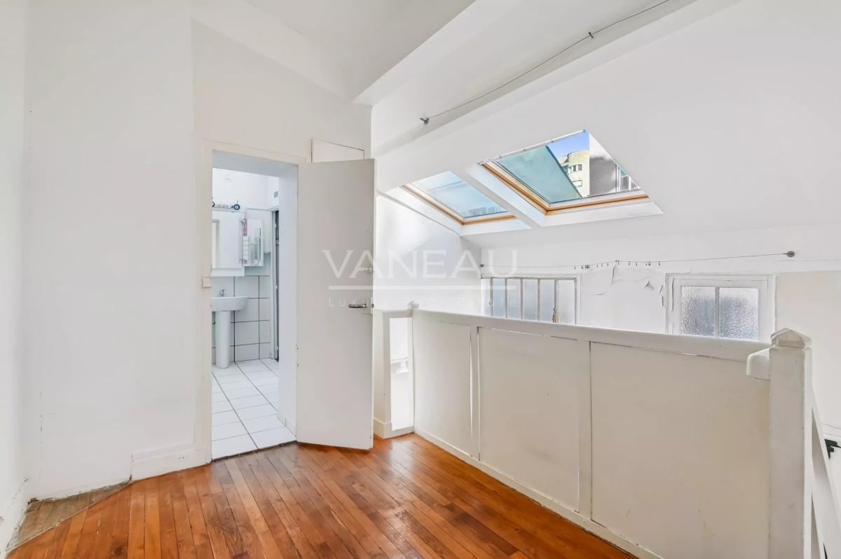 Paris XVIe - Rue de l'annonciation - Ravissant atelier comme une