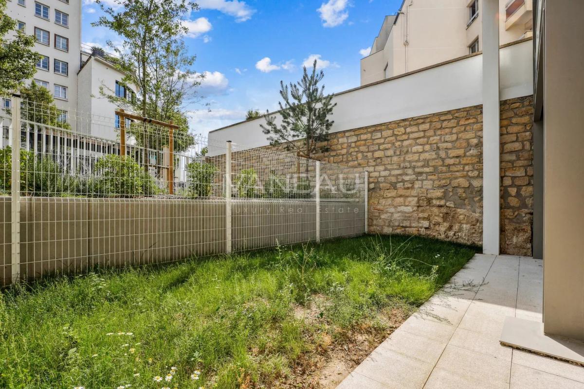 Issy-les-Moulineaux - Trois pièces rénové avec jardin de 39 m2