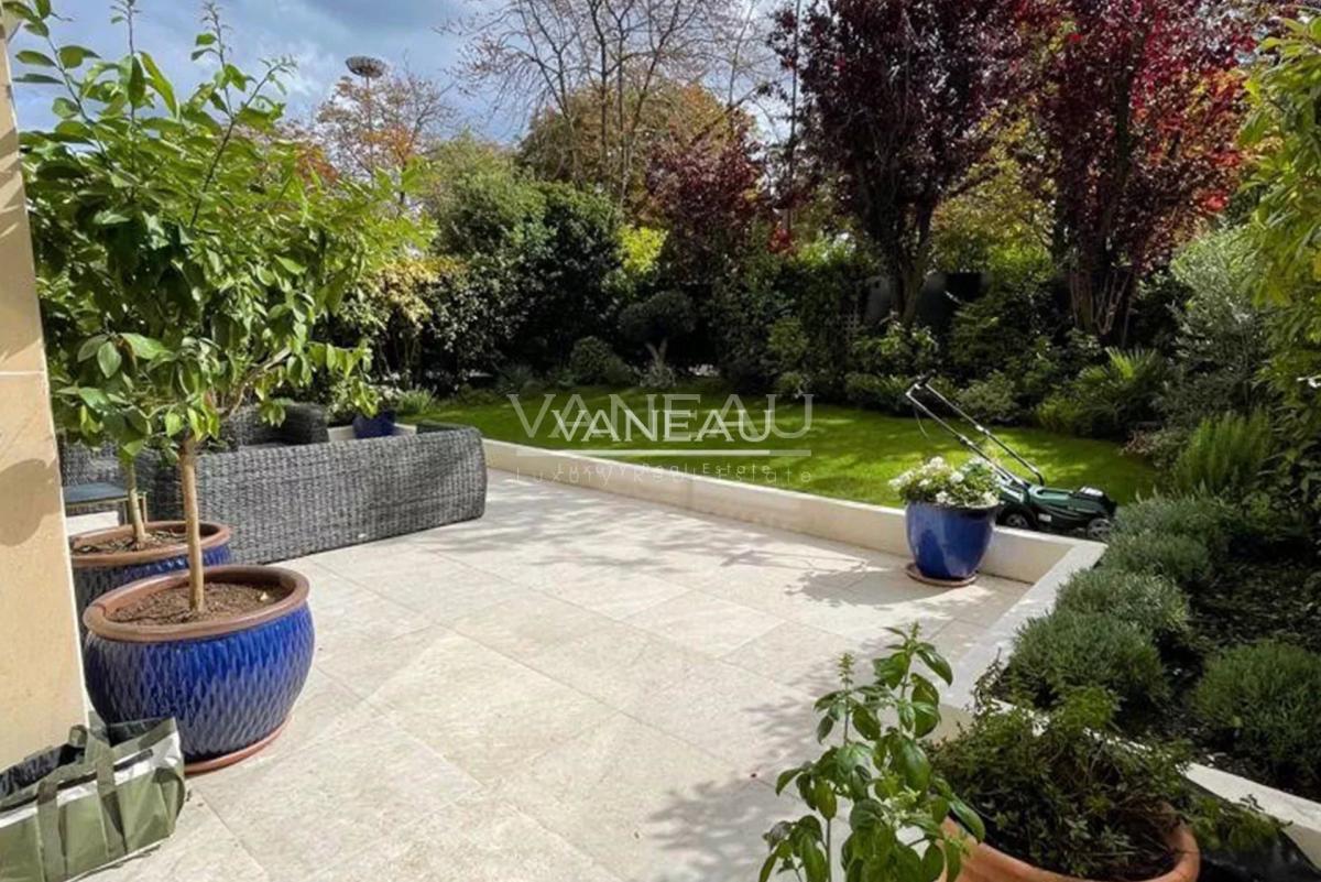 Rez-de-jardin  - Maillot - Bois de Boulogne