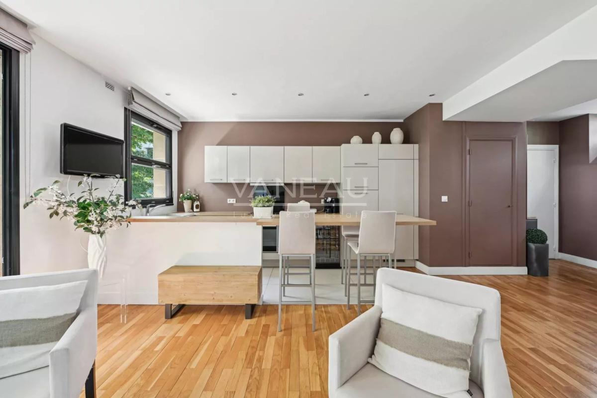 Paris XVIe - Flandrin - Henri Martin - Duplex 'comme une maison'