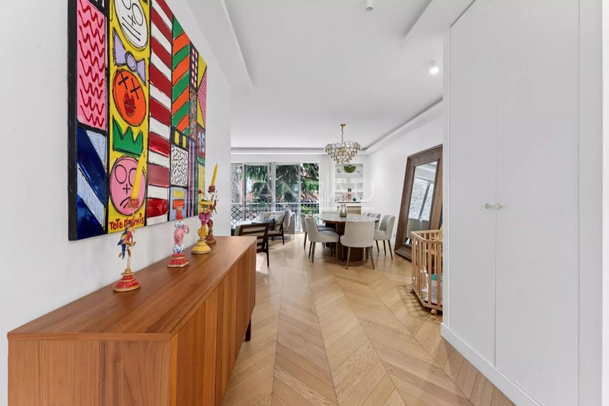 Paris XVIe - Village d'Auteuil - Bel appartement rénové avec gra