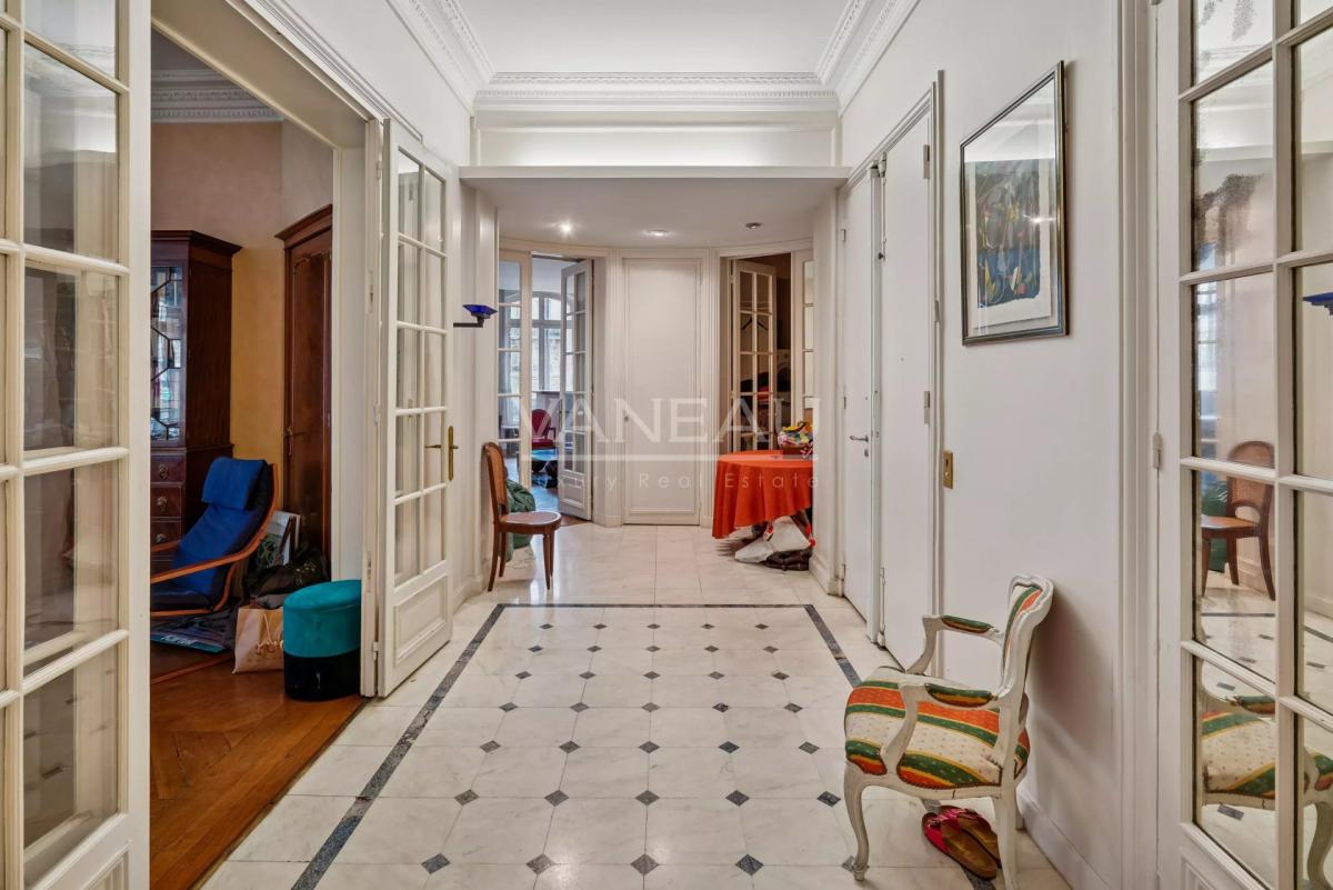 Paris XVIe - Place Mexico - Appartement familial