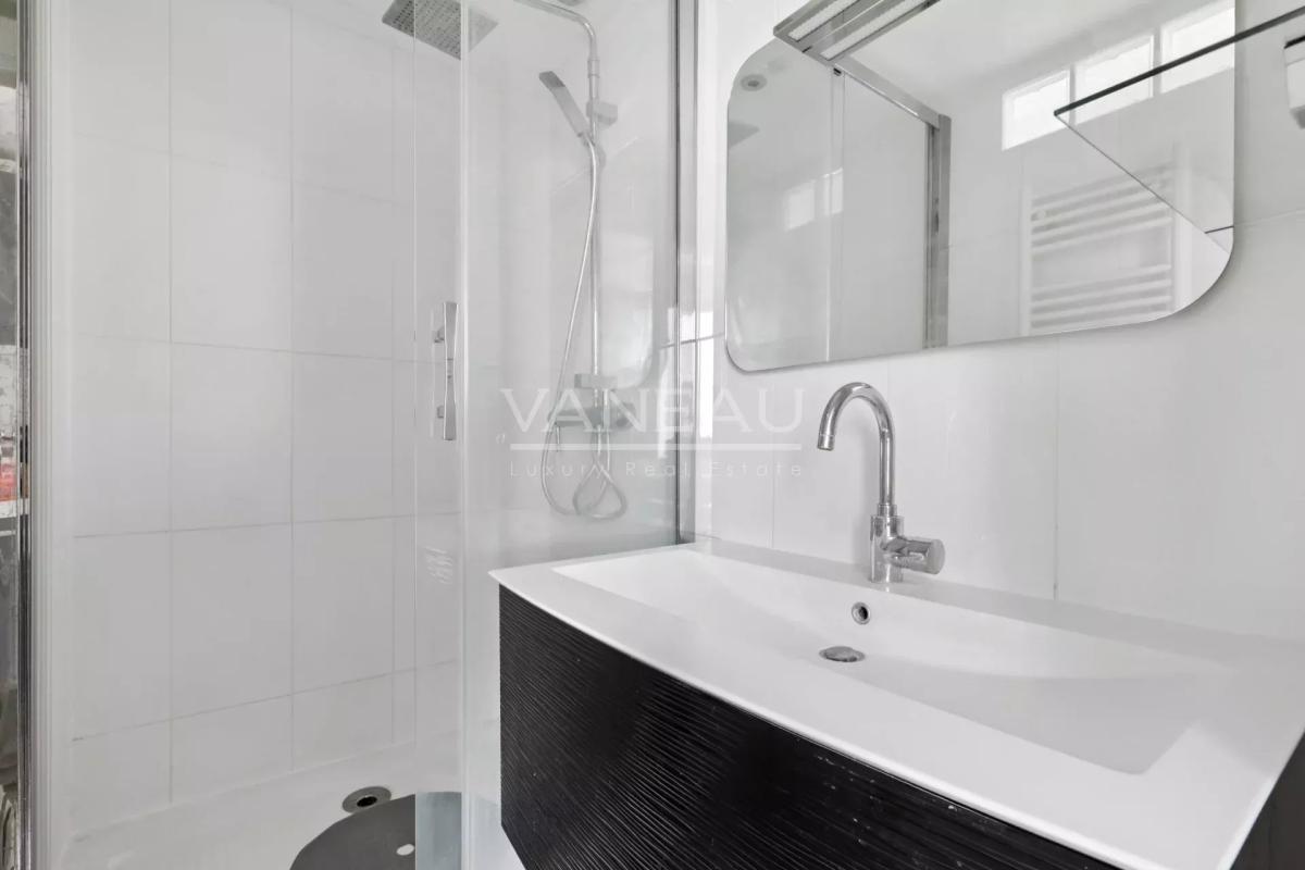 Paris 4e - Places des Vosges - Charmant studio ensoleillé et cal