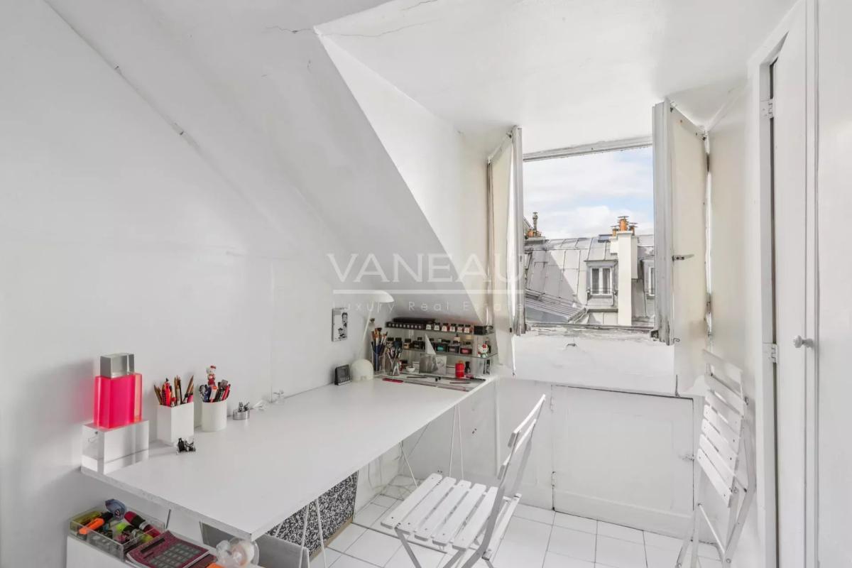 Paris IIIème - Studio - Calme - Vue dégagée