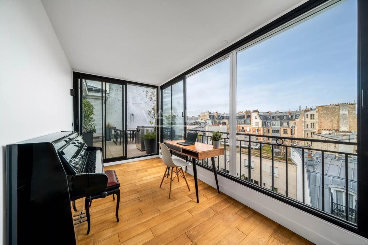 Paris XVIe - Foch - Etoile Penthouse avec terrasse