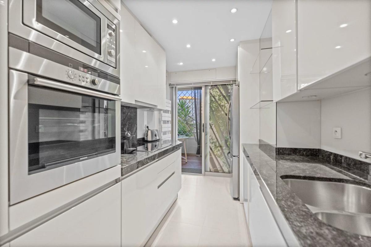 Appartement 3 pièces à Vendre vue mer panoramique - Cannes Crois