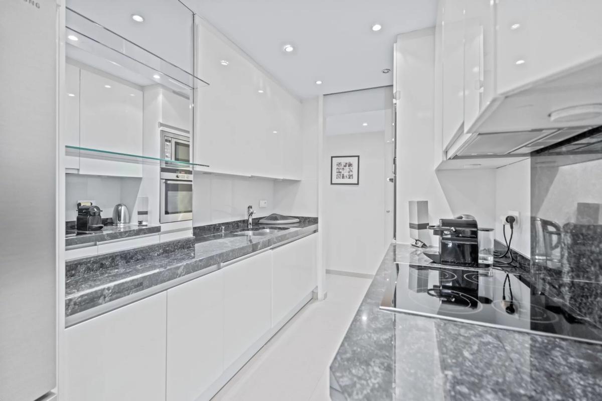 Appartement 3 pièces à Vendre vue mer panoramique - Cannes Crois