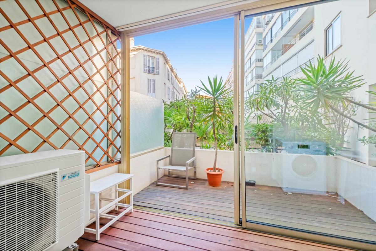 Appartement 3 pièces à Vendre vue mer panoramique - Cannes Crois