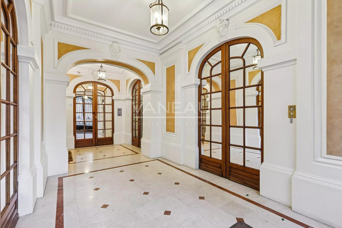 Paris XVIème - Appartement familial - balcons