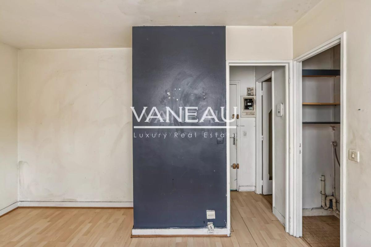 PARIS 18 - STUDIO 20m² - Idéal Investisseurs