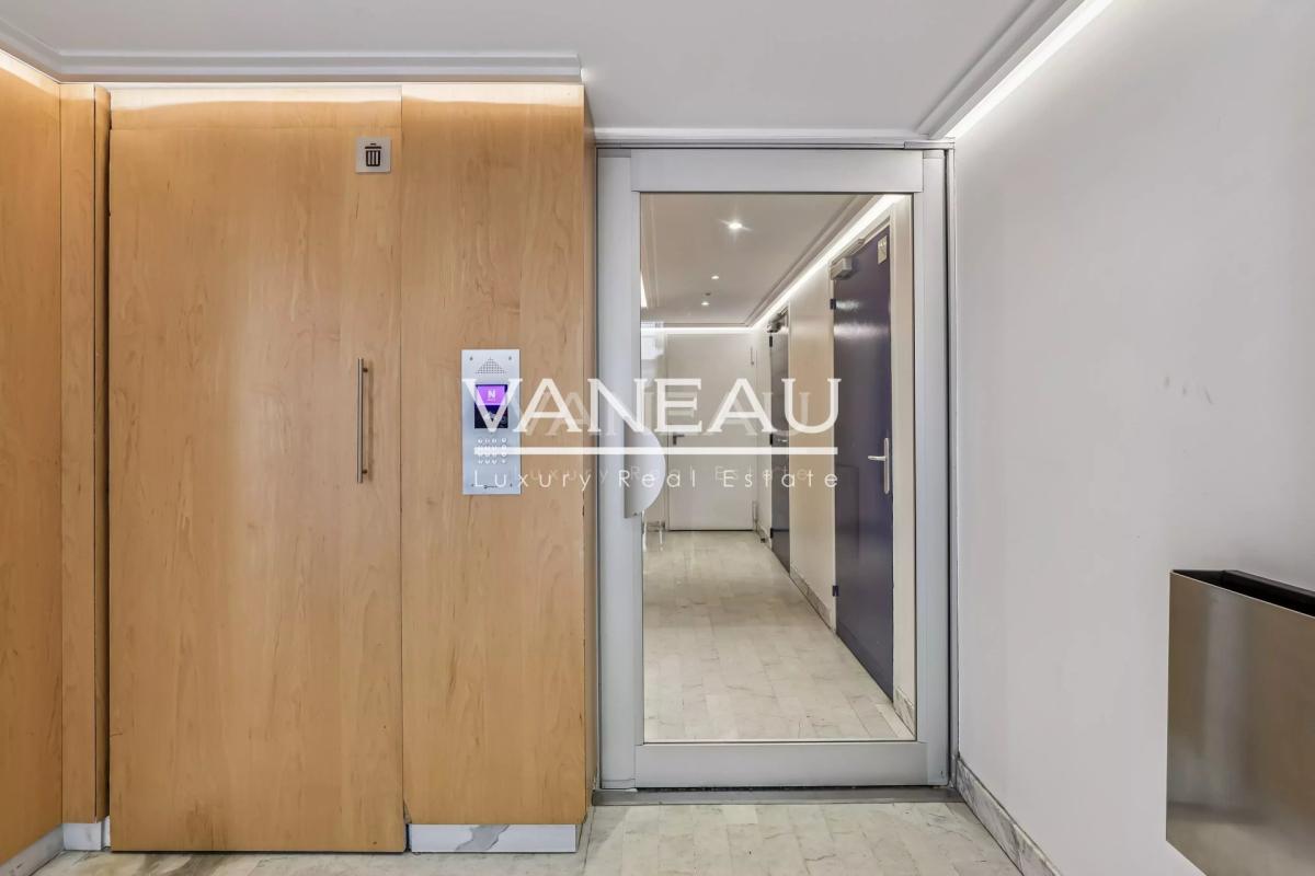 PARIS 18 - STUDIO 20m² - Idéal Investisseurs
