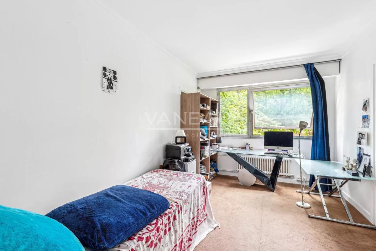 Garches - Appartement familial avec terrasse