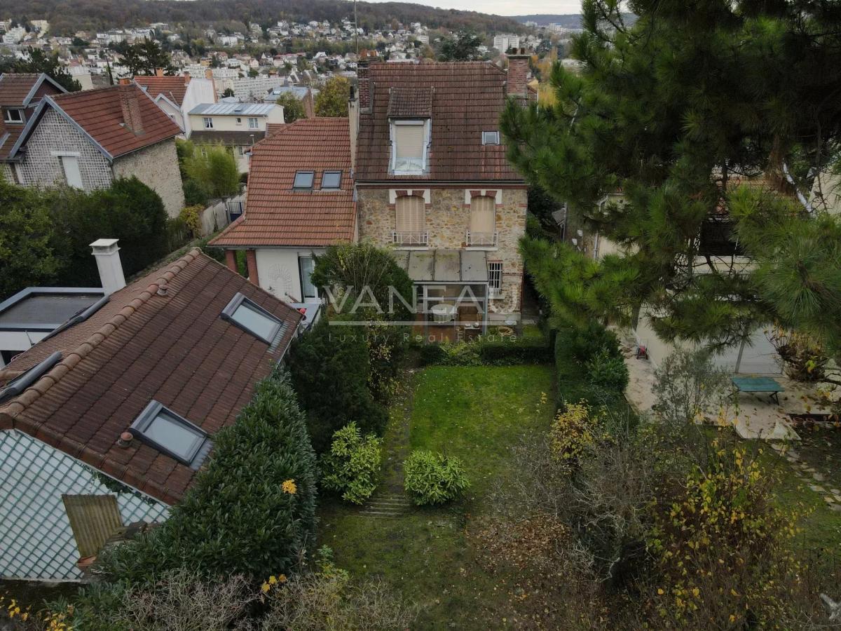 Sèvres - Quartier Brancas, rive droite - Maison meulière classée