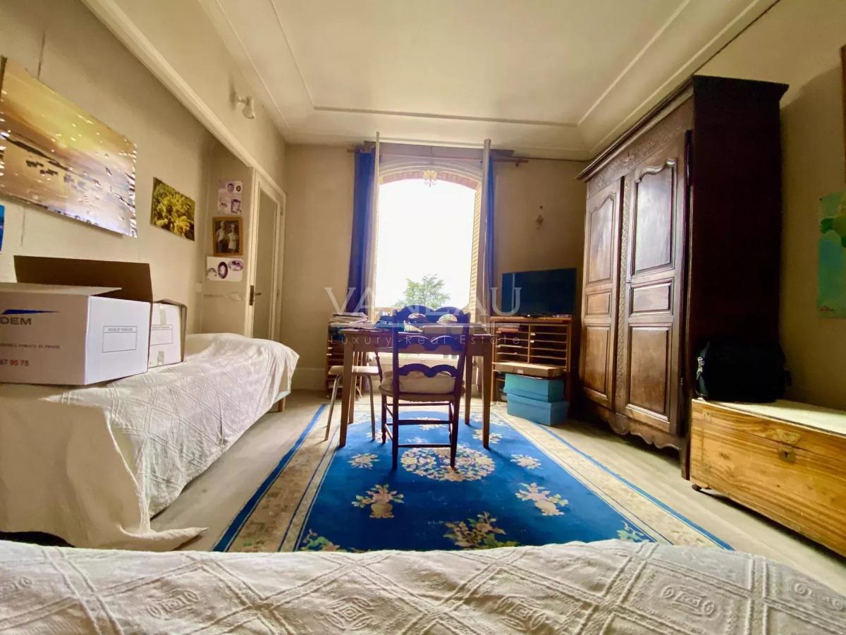 Sèvres - Quartier Brancas, rive droite - Maison meulière classée