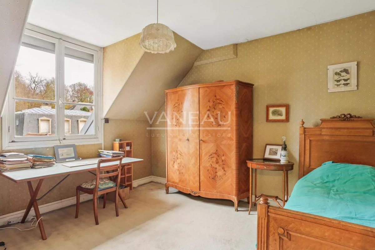 Sèvres - Quartier Brancas, rive droite - Maison meulière classée