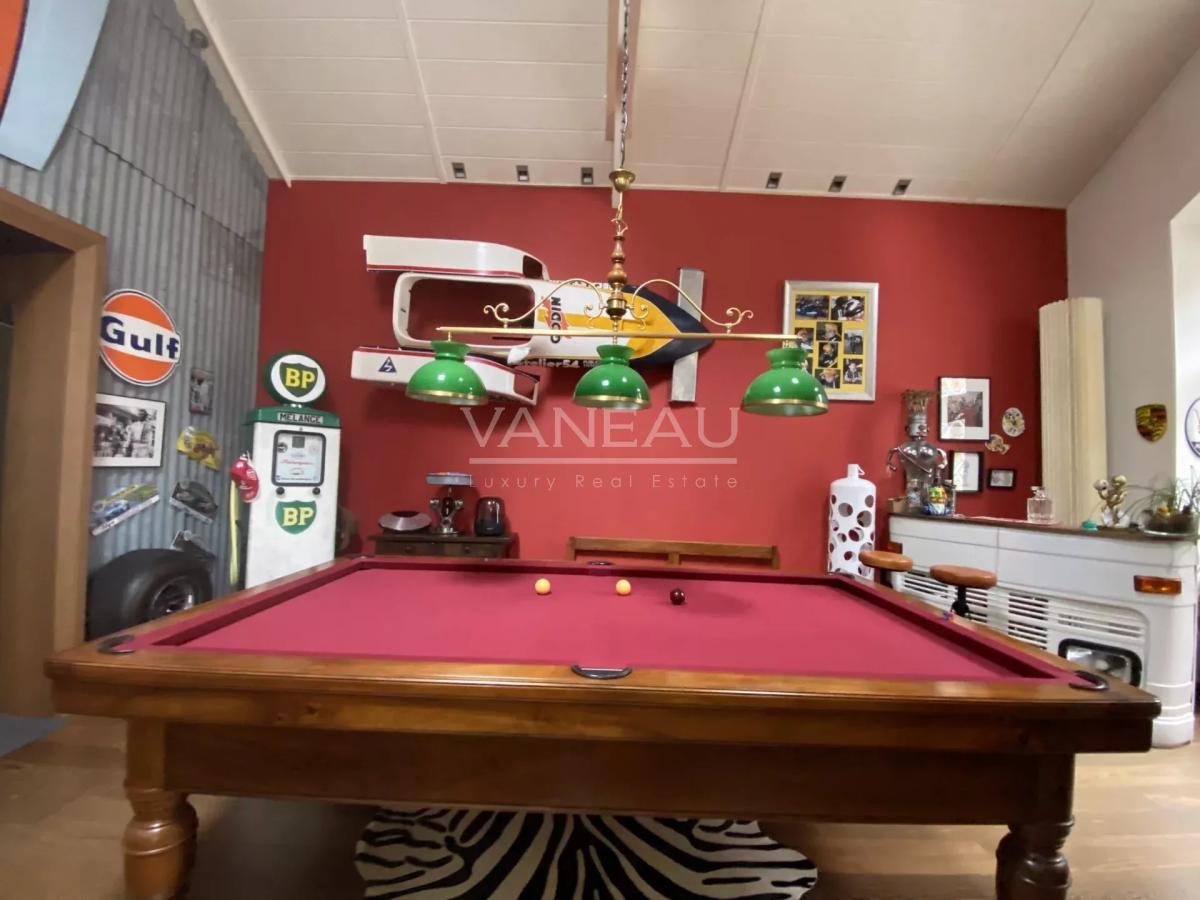 Somptueux Manoir rénové au coeur d' Angers avec piscine