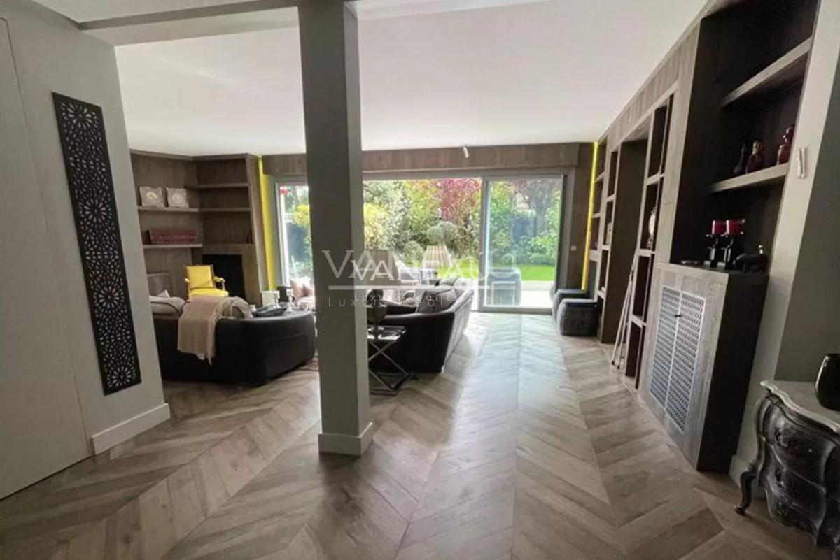 Rez-de-jardin  - Maillot - Bois de Boulogne