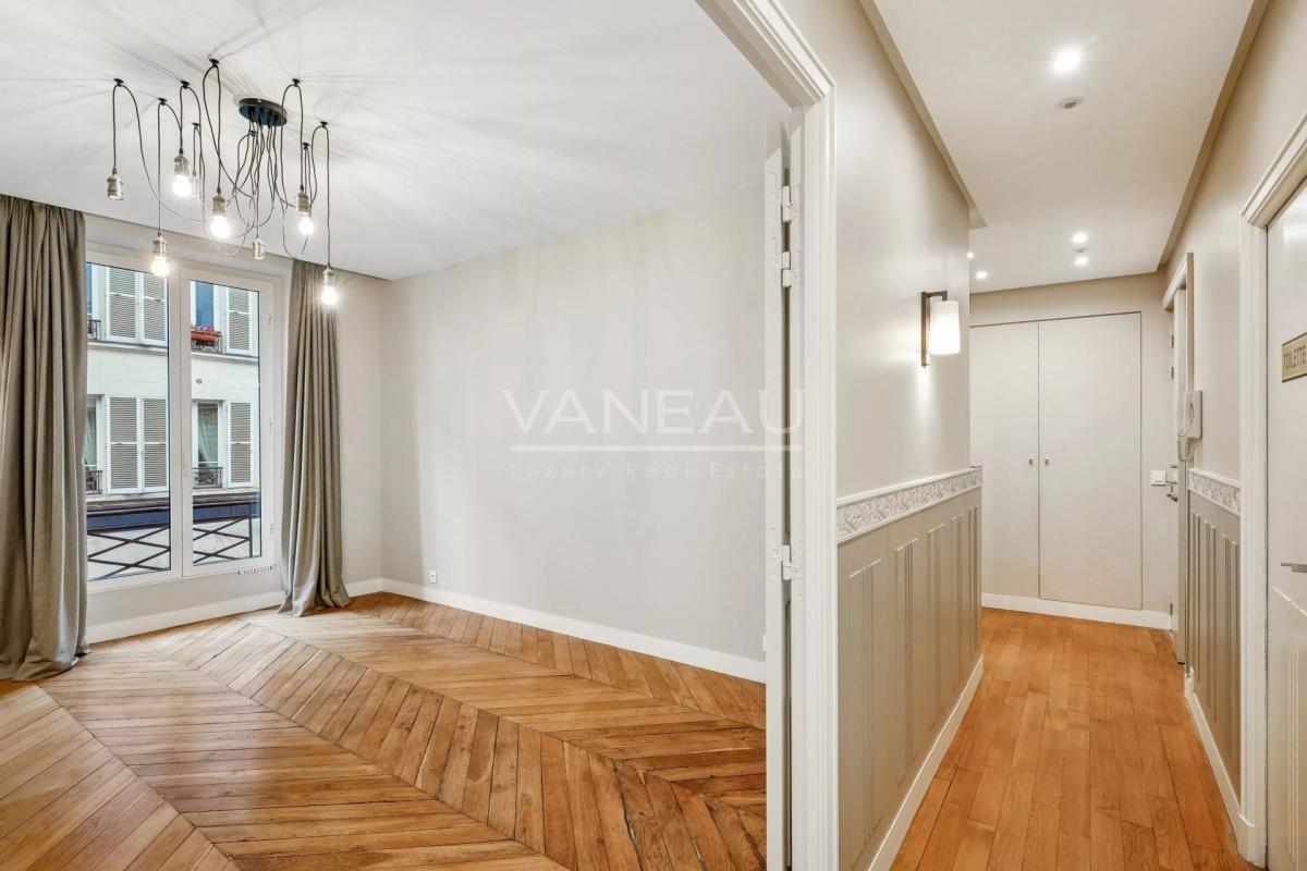 APPARTEMENT NON MEUBLÉ – PARIS 8ème – QUARTIER CHAMPS-ÉLYSÉES / 