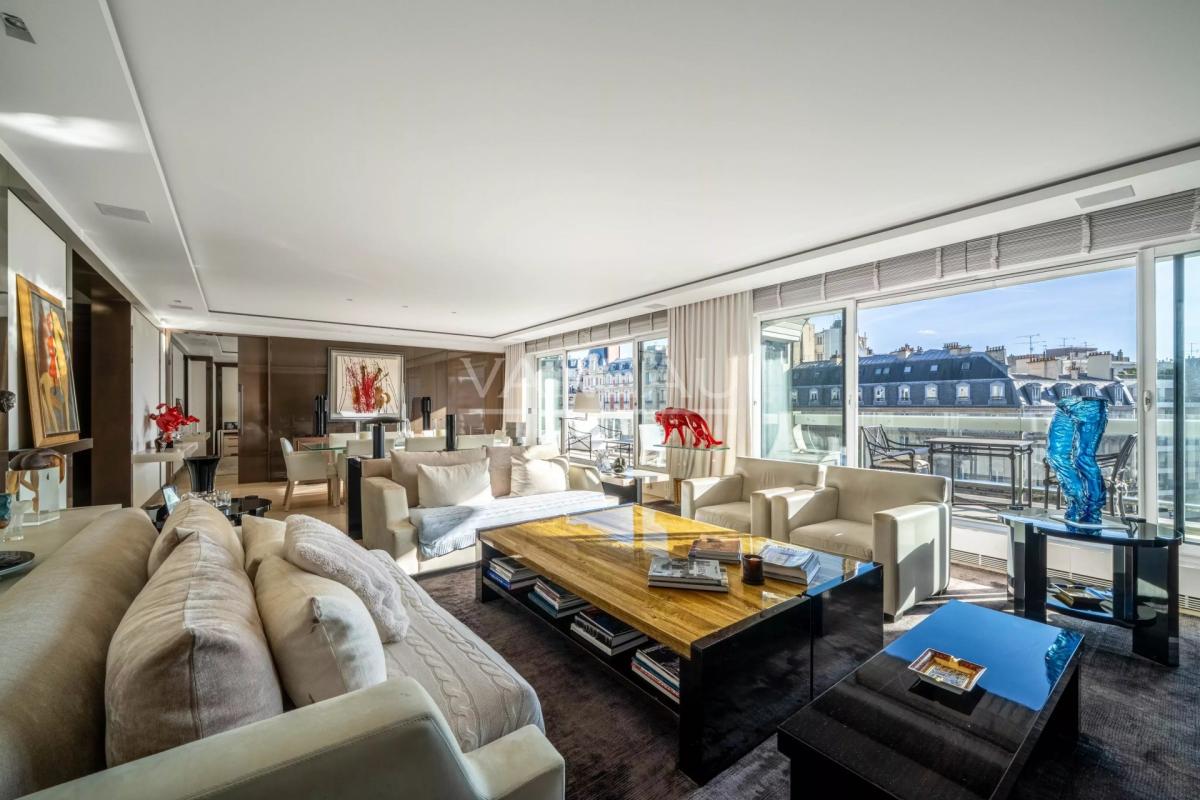 Paris XVIe - Henri Martin - Terrasse vue Tour Eiffel