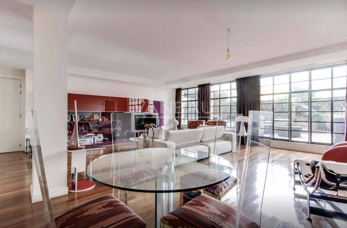 Paris VIIIe - Champs-Élysées / Friedland - Bel appartement avec 