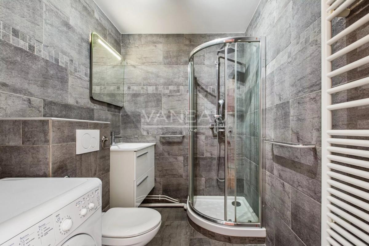 PARIS VIIIe - Champs-Elysées / Boétie