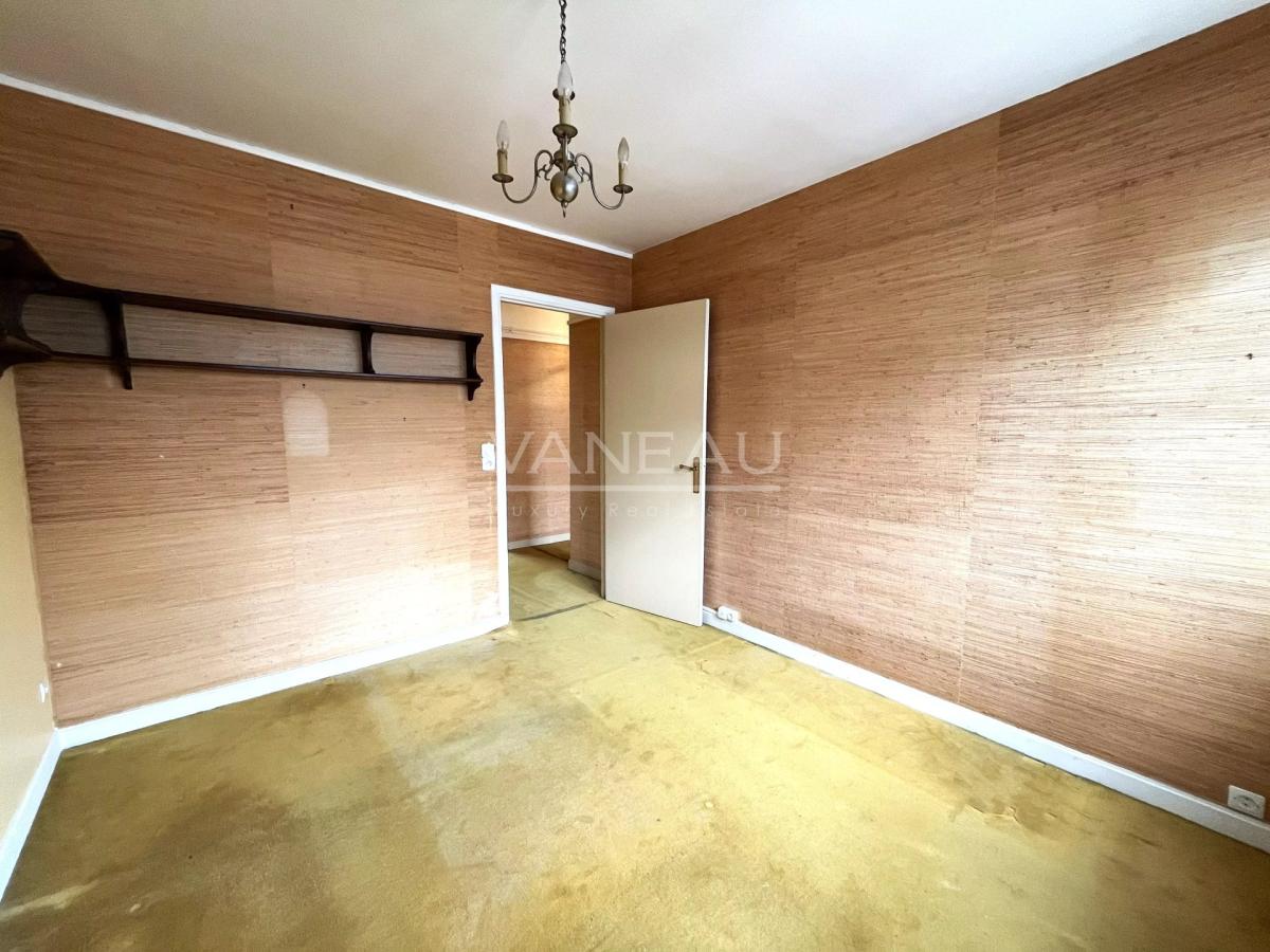 Quatre pièces à rénover avec balcons