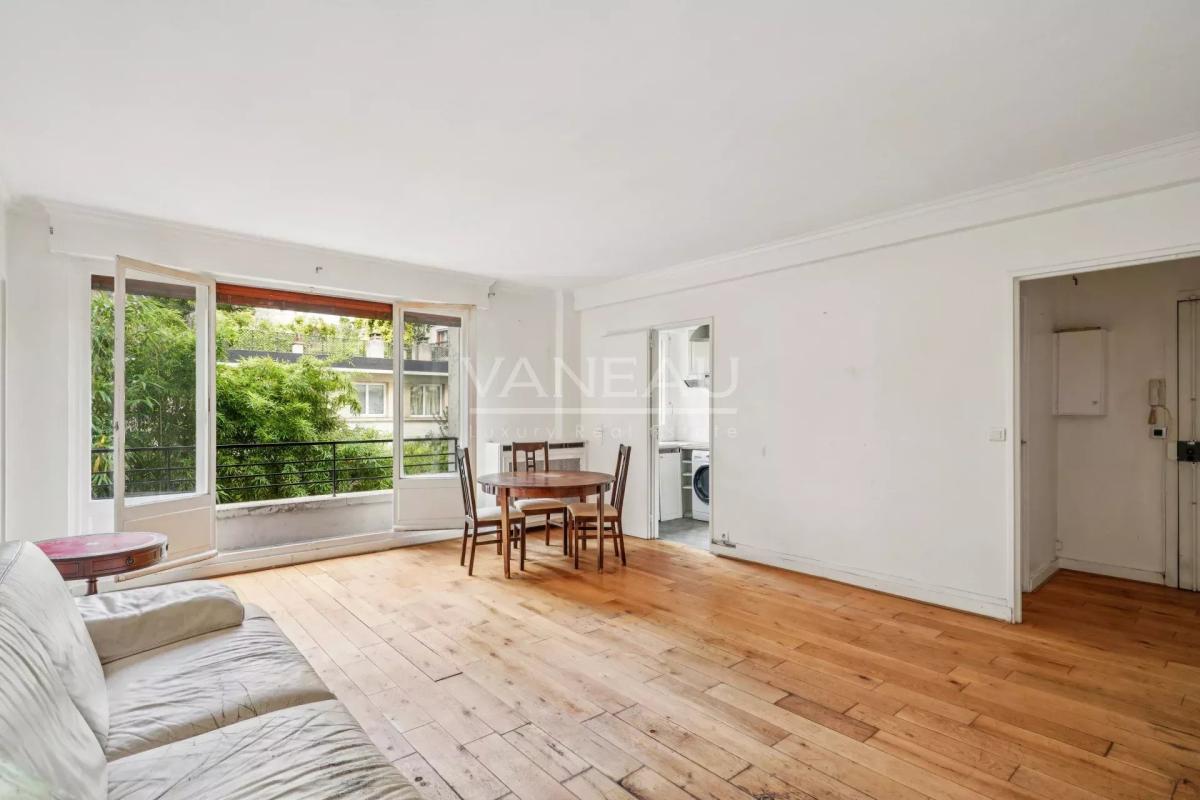 PARIS XVI  - Jasmin  - Balcon