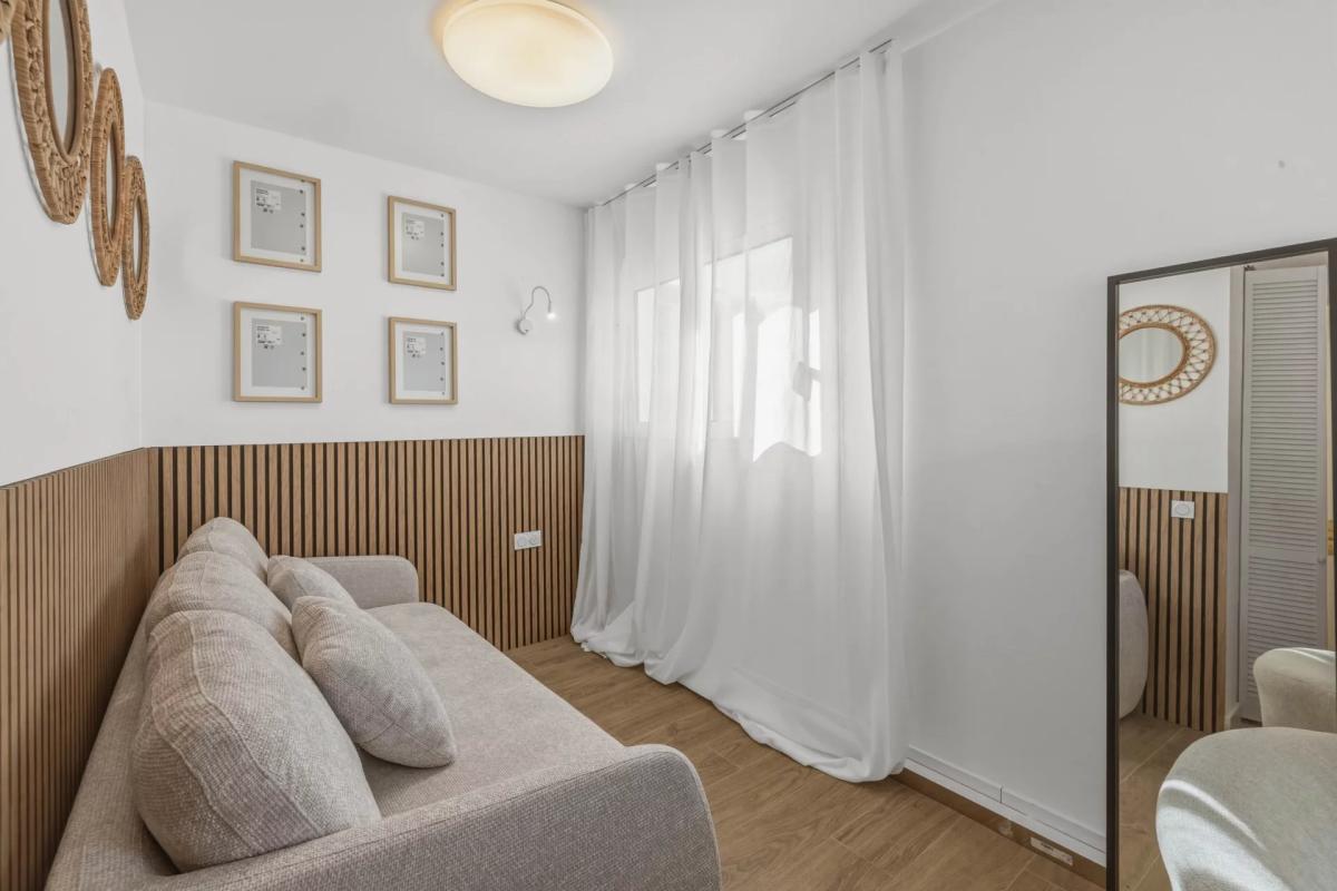 Appartement 3 pièces entièrement rénové à vendre - Cannes Palm B