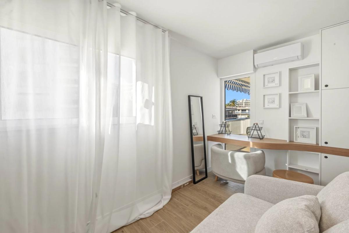 Appartement 3 pièces entièrement rénové à vendre - Cannes Palm B