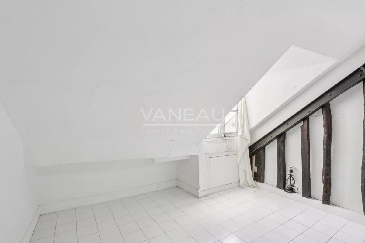 Paris IIIème - Studio - Calme - Vue dégagée