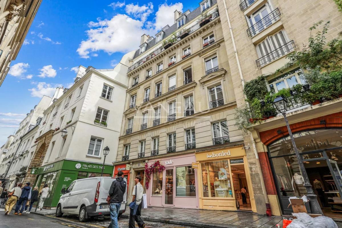 Paris IIIème - Studio - Calme - Vue dégagée