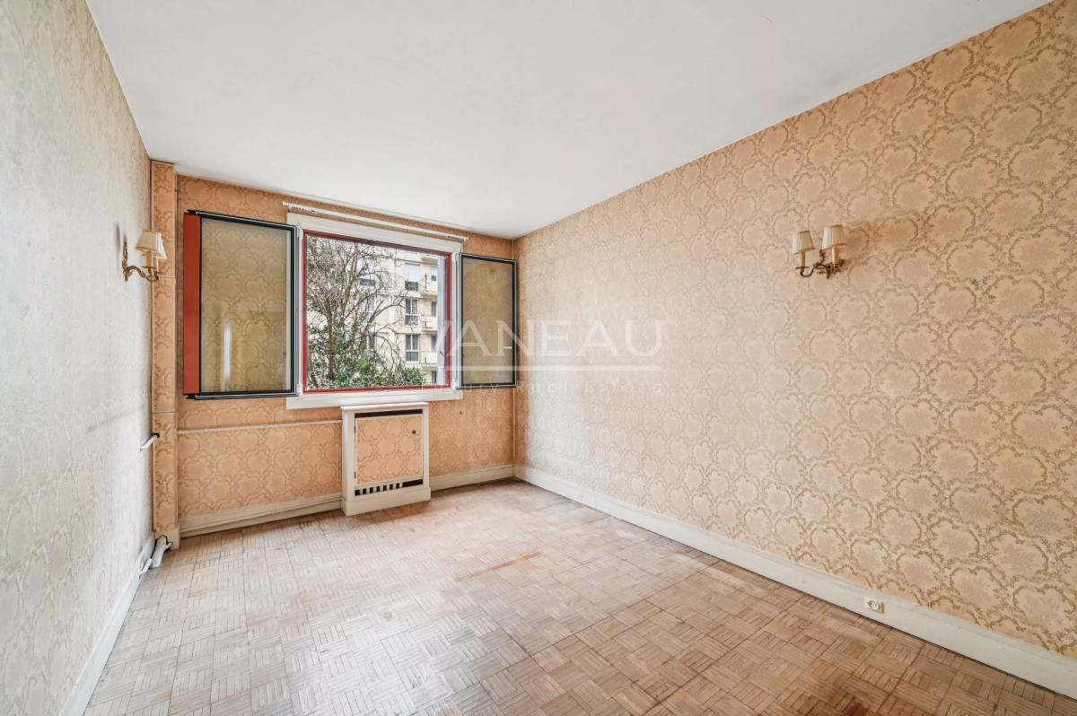 Paris XVe - Appartement quatre pièces avec loggia