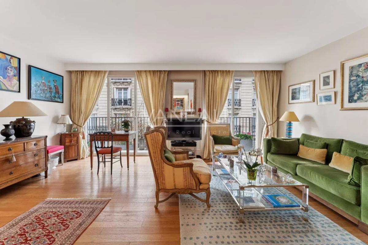 VENTE NUE-PROPRIETE - Mairie de Neuilly - Appartement cinq pièce