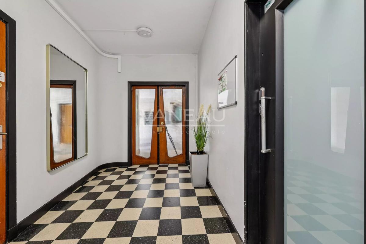 Quatre pièces à rénover avec balcons