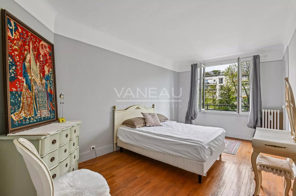 NEUILLY - MAIRIE - ARGENSON - SAINTE FOY