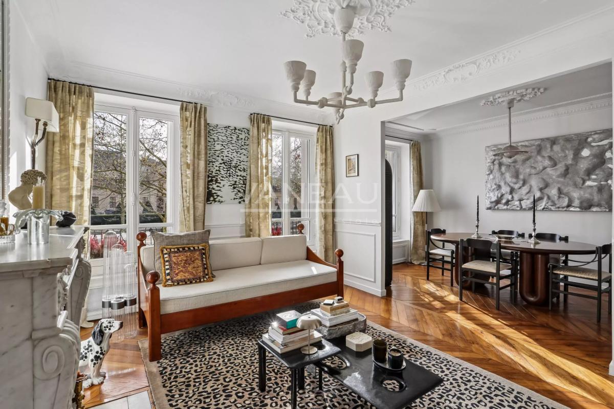 PARIS VII - 2 pièces - Invalides