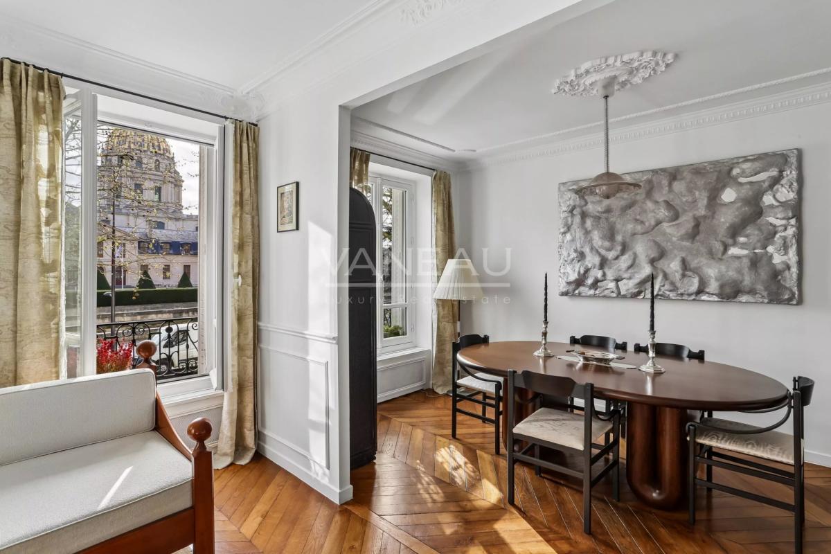 PARIS VII - 2 pièces - Invalides