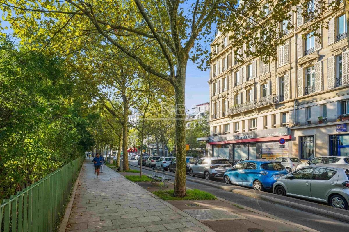 Paris 11ème - Lumineux studio sur jardin sans vis-à-vis