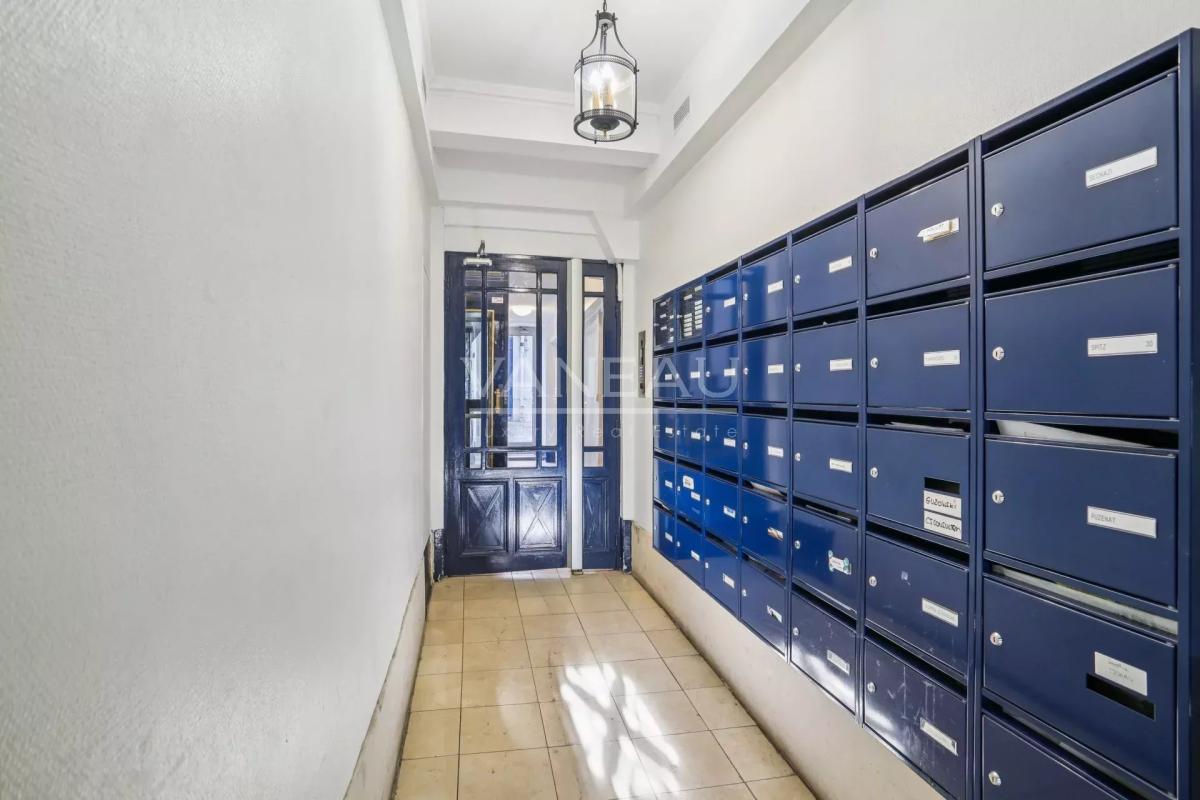 Paris 7ème - Gros Cailloux - 2 Pièces - Calme et lumineux