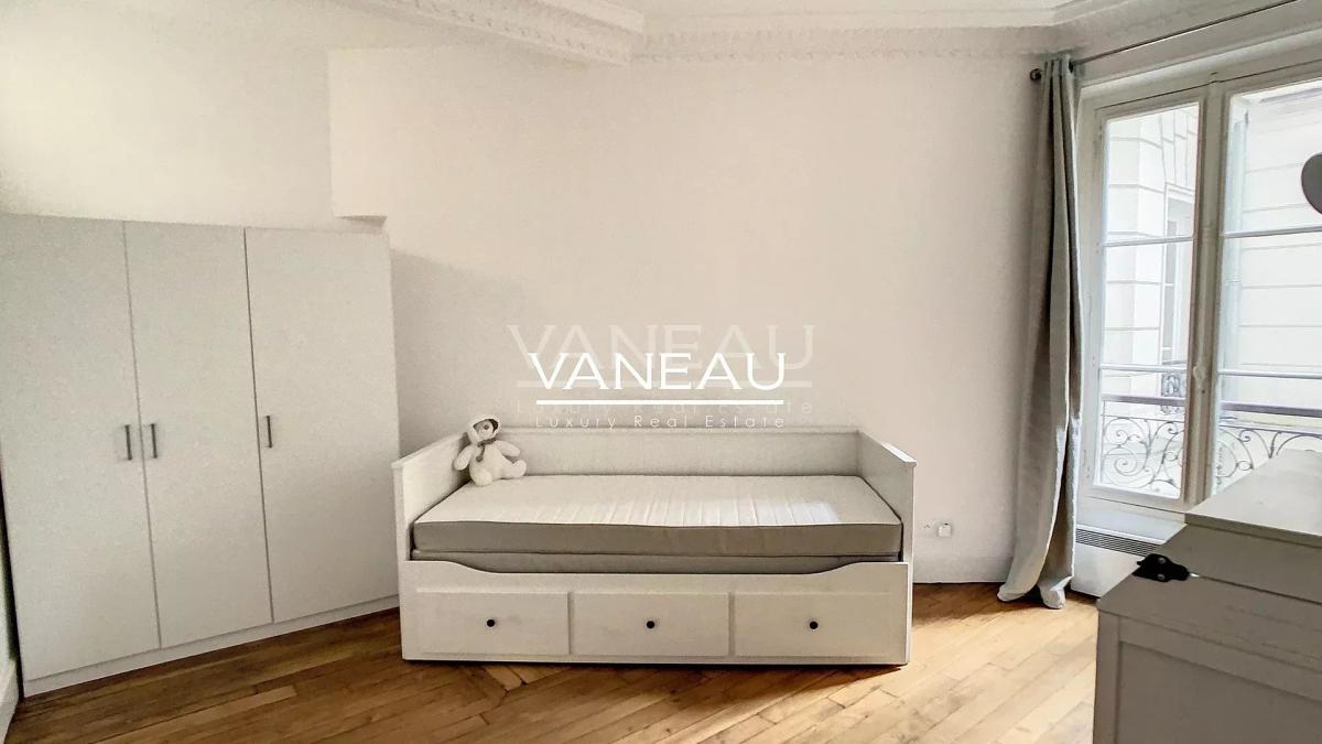 GRAND APPARTEMENT FAMILIAL - 2 CHAMBRES