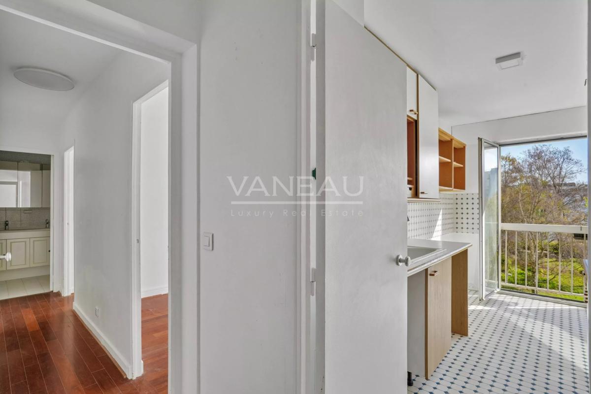 Paris XIIIe Saint-Jacques - Bel appartement trois pièces dans ré