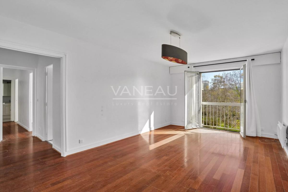 Paris XIIIe Saint-Jacques - Bel appartement trois pièces dans ré