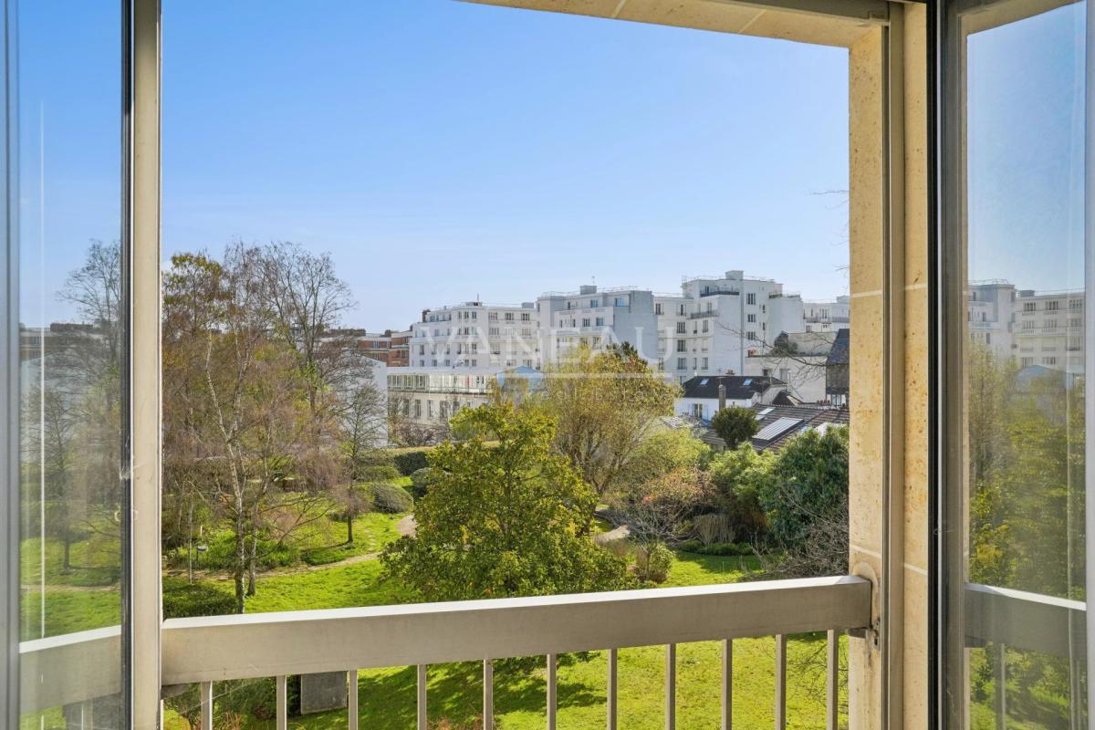 Paris XIIIe Saint-Jacques - Bel appartement trois pièces dans ré