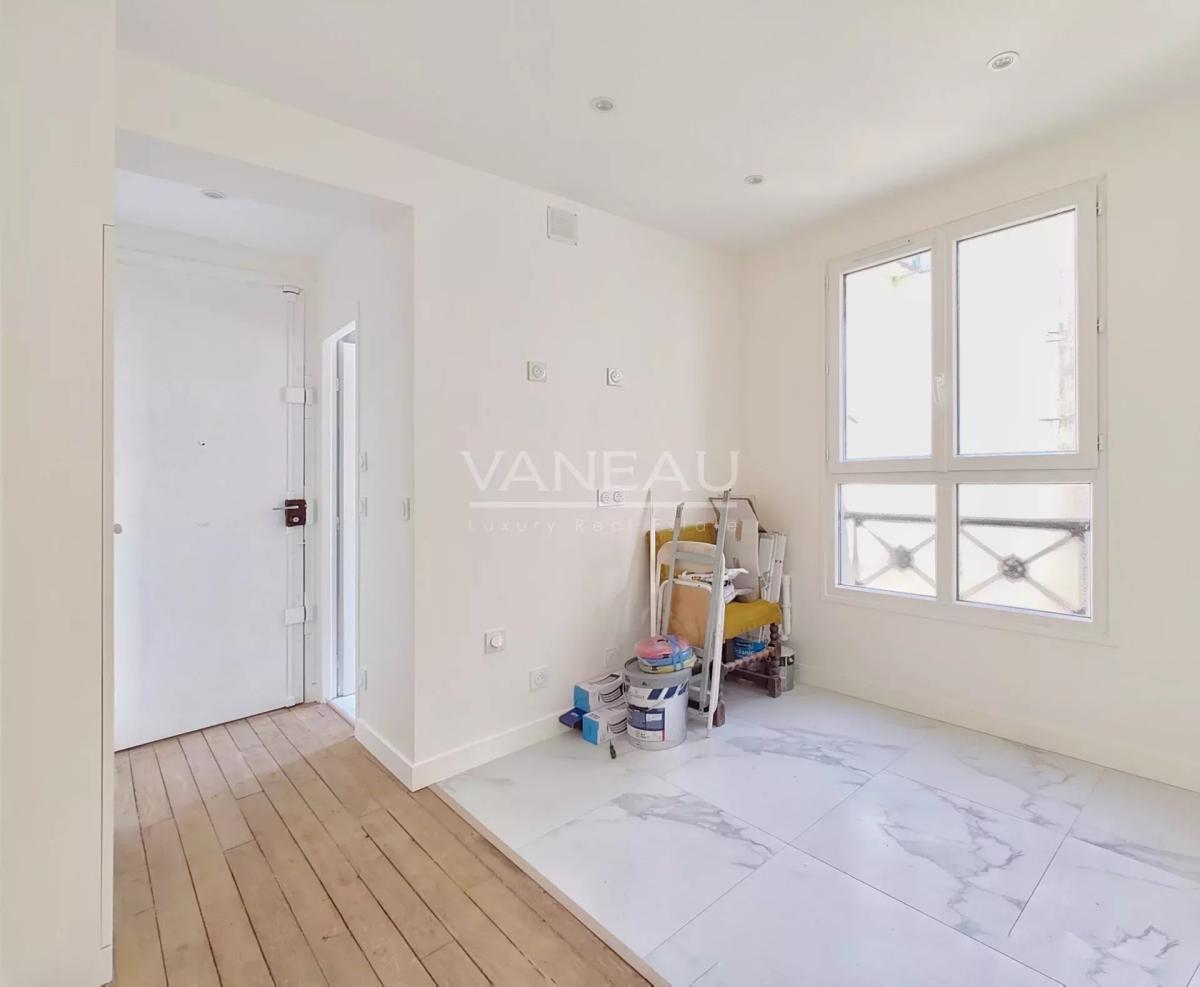 Paris IIe - Montorgueil - Appartement dernier étage avec terrass