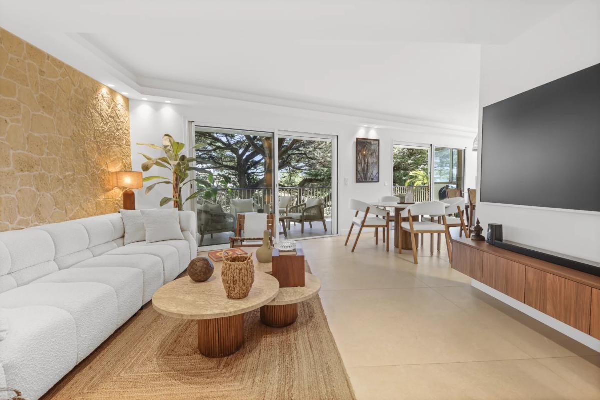 Appartement rénové 4 pièces à vendre - Cannes Montrose