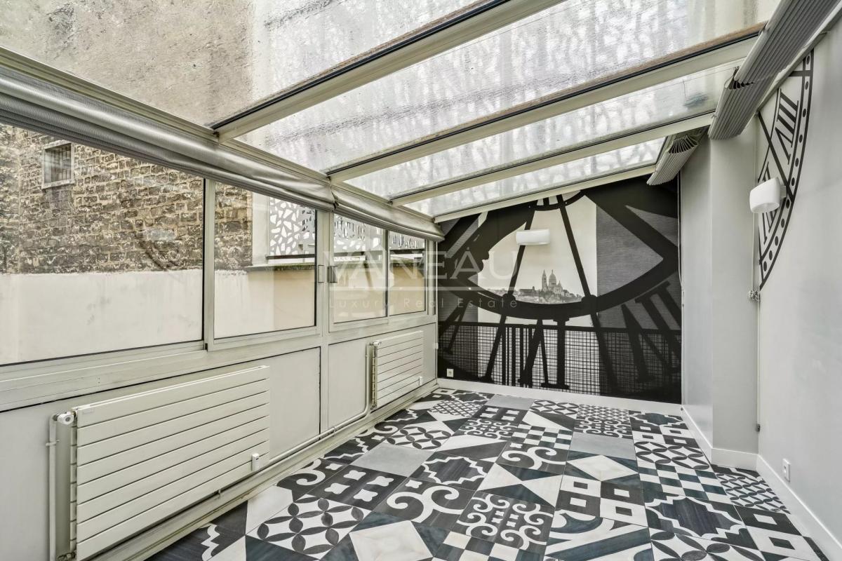 APPARTEMENT NON MEUBLÉ – PARIS 8ème – QUARTIER CHAMPS-ÉLYSÉES / 