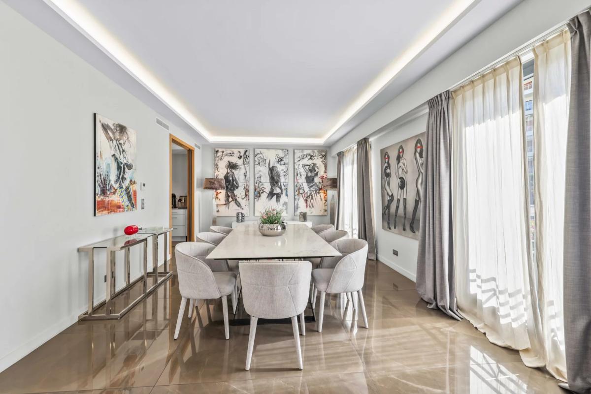 CANNES CROISETTE – UNIQUE VILLA