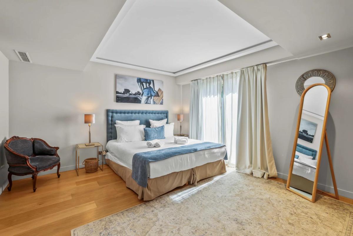 CANNES CROISETTE – UNIQUE VILLA