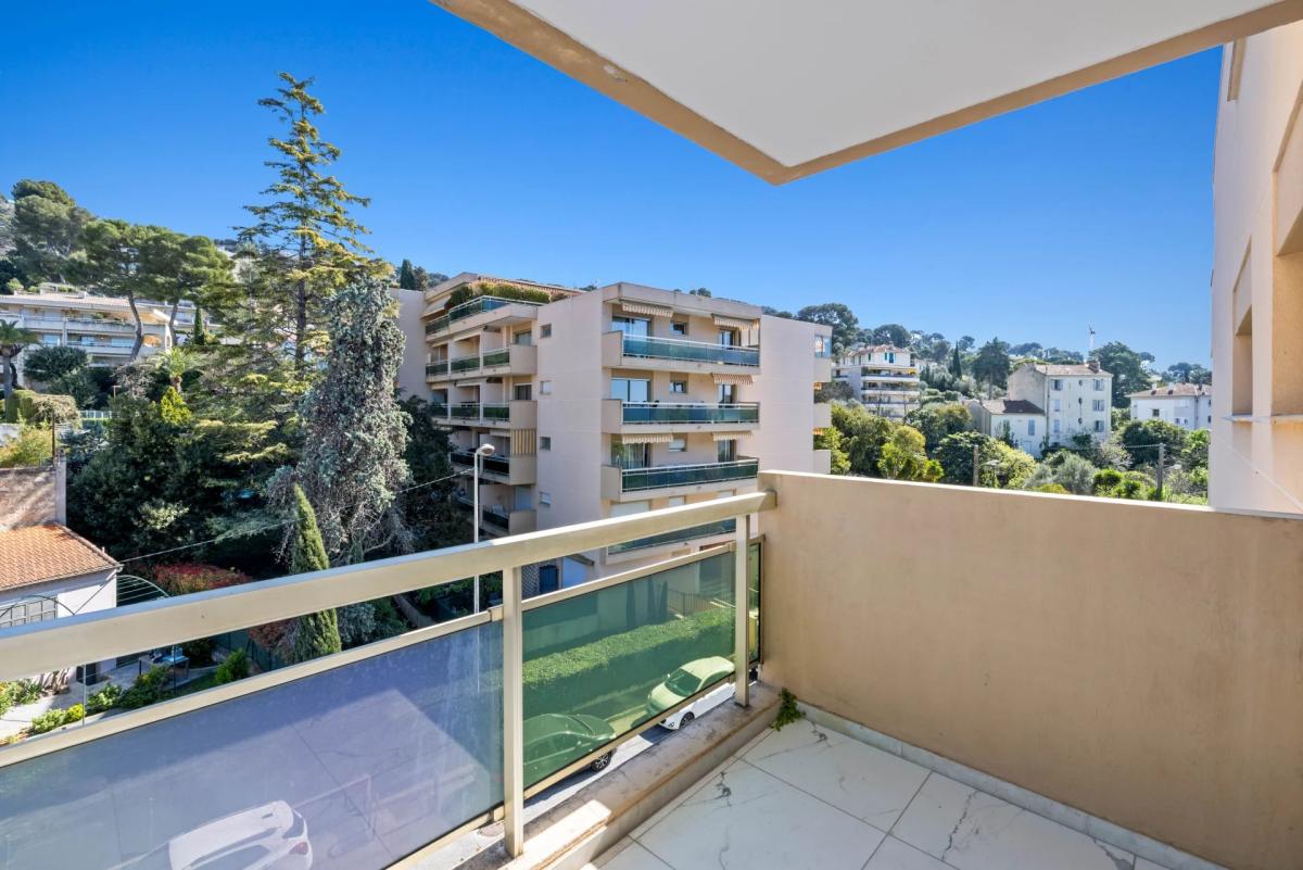 Le Cannet - Appartement 2 pièces - Piscine et tennis à vendre